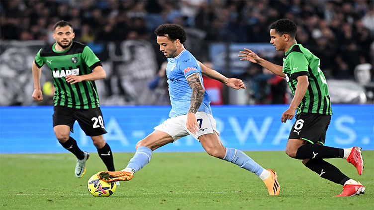 Lazio beat Sassuolo to reclaim second spot in Serie A