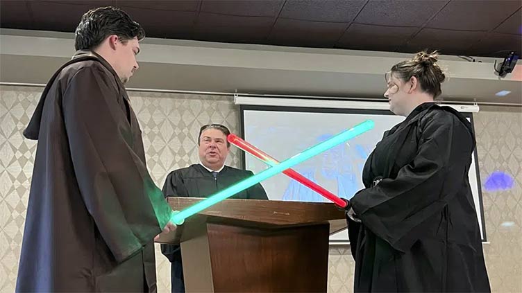 May the Fourth be 'I do': Ohio city has 'Star Wars' weddings