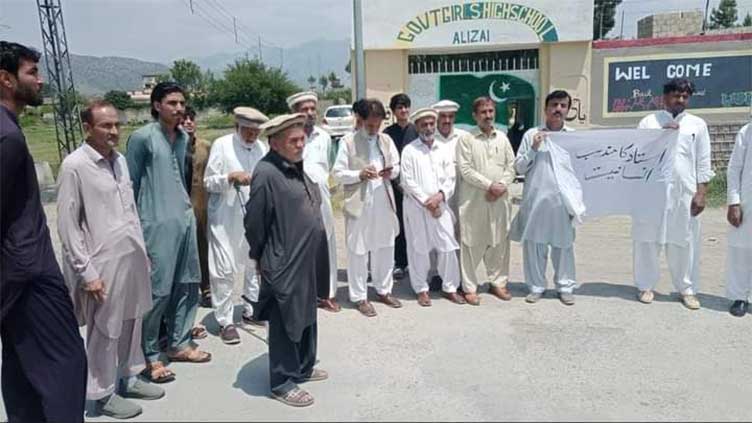 Protests erupt in Parachinar over killing of eight people 