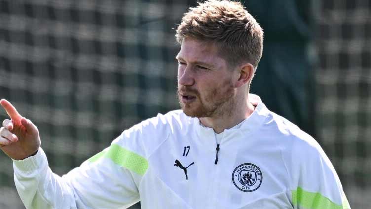 Man City's De Bruyne set to return for Leeds clash