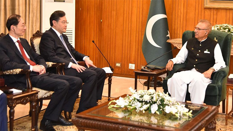 Pakistan, China reaffirm resolve to work together for regional peace, prosperity