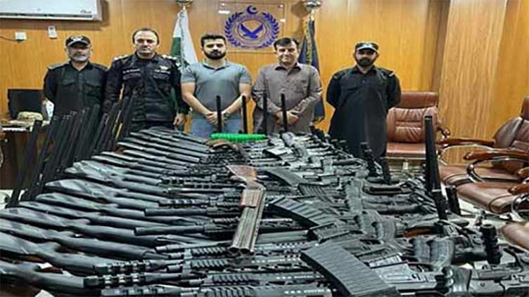 Customs foils bid to smuggle huge cache of arms from Afghanistan