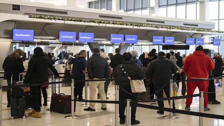 US to propose new rules for airline cancellations, delays