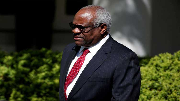 Senators asks billionaire for list of gifts to Supreme Court Justice Thomas