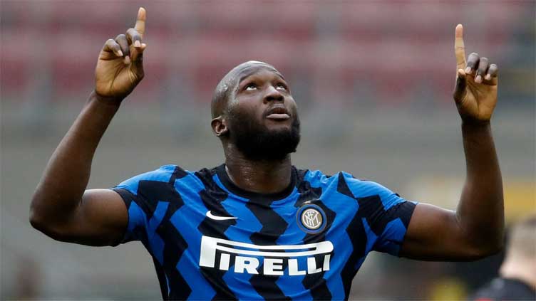 Lukaku double as Inter close on top four with win over Sassuolo