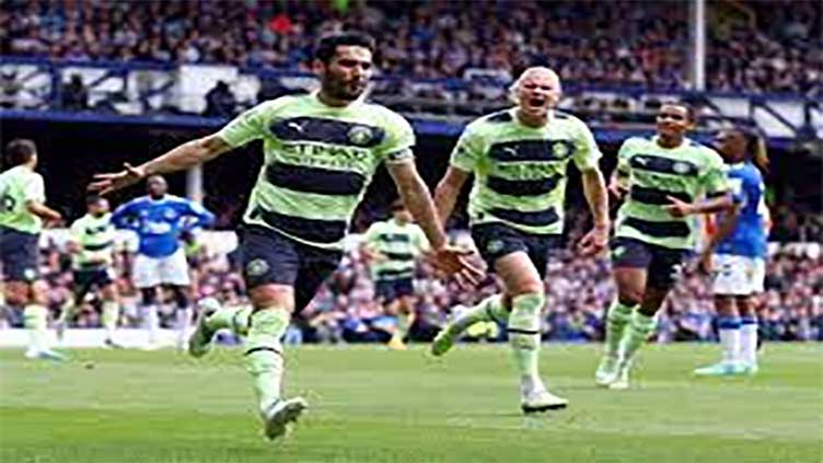 Gundogan stars as relentless Man City move clear at the top