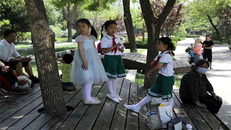 China launches projects to build 'new-era' marriage, childbearing culture