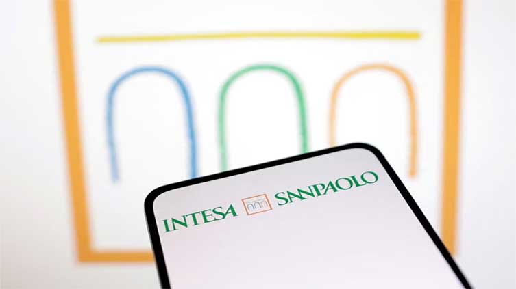 Italy's Intesa embraces AI to tame bank supervision 