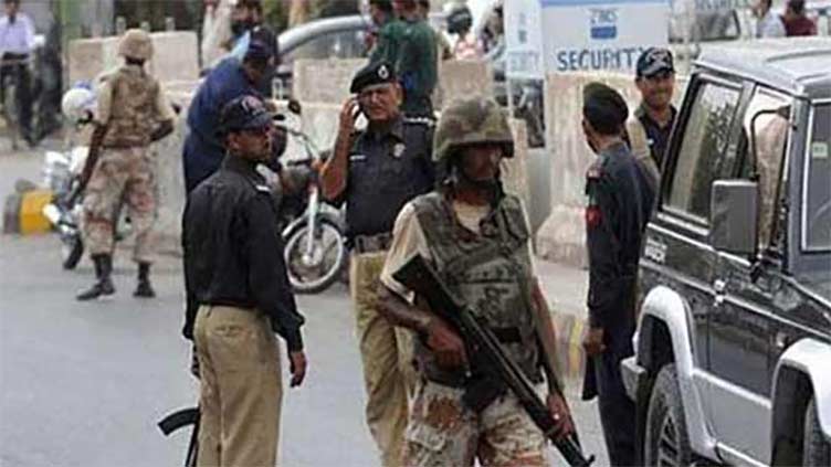 Rangers, police nab two robbers in Karachi's Orangi Town 