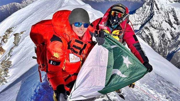 Naila Kayani's mountaineering marvel earns her Sitara-e-Imtiaz 