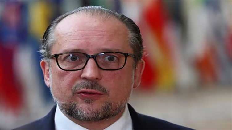 Hungary, Austria spar over release of people smugglers