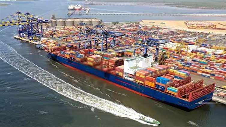 Pakistan initiates maritime cargo services with Russia 
