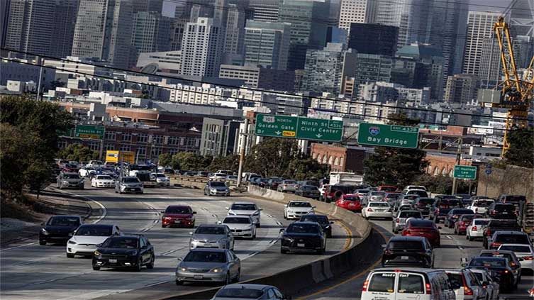 California seeks EPA approval to ban sales of new gasoline-only vehicles by 2035
