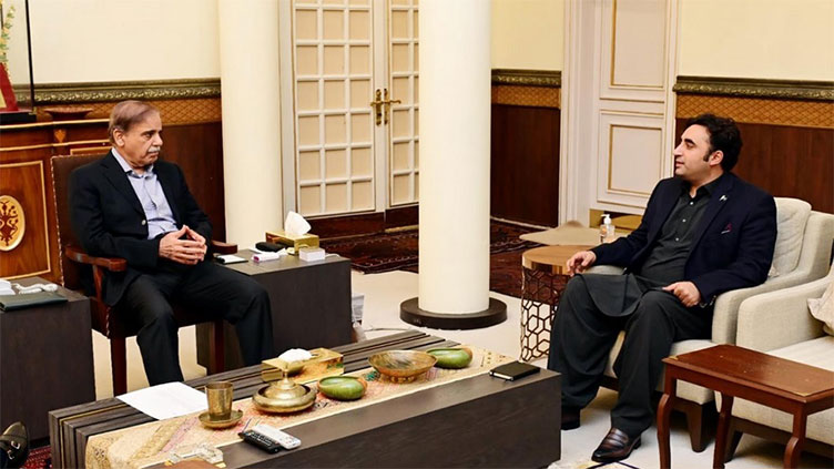 PM Shehbaz, FM Bilawal discuss political situation