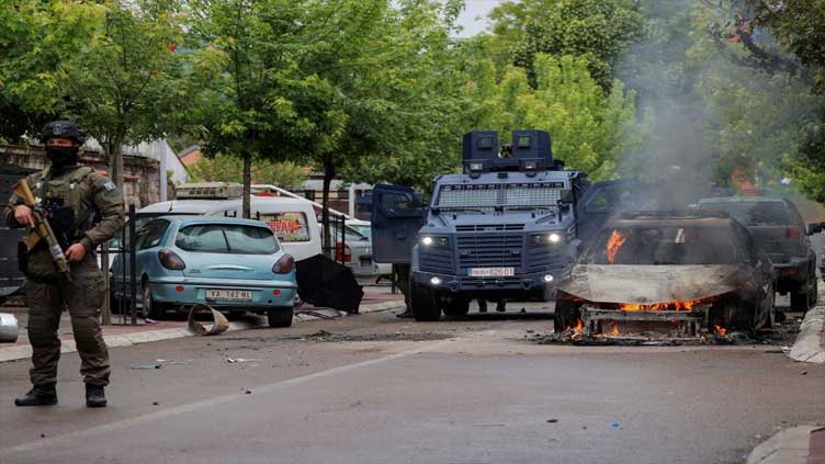 Serbia orders army to Kosovo border after protest clashes