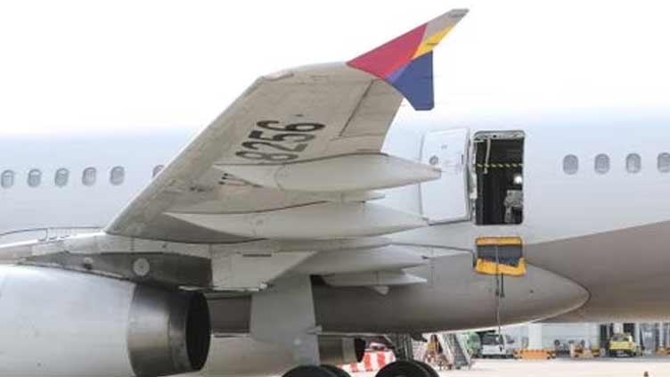 Man who opened Asiana plane door in mid-air tells police he was 'uncomfortable'