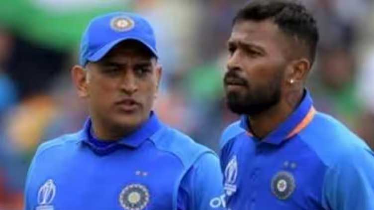 Rain delays toss at IPL final between Gujarat and Chennai