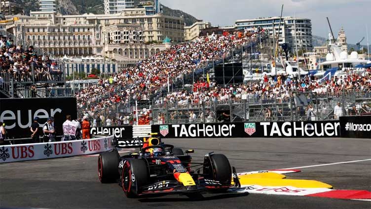 F1 teams analyse crane photos for secrets of Red Bull floor