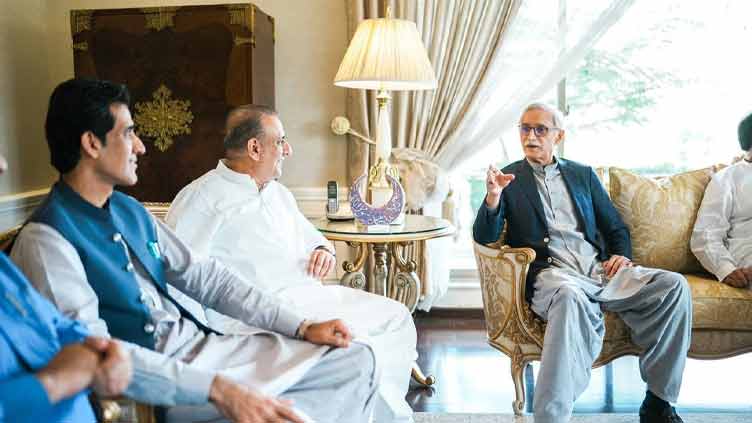 Jahangir Tareen expected to 'launch new political party', meets Aleem Khan 