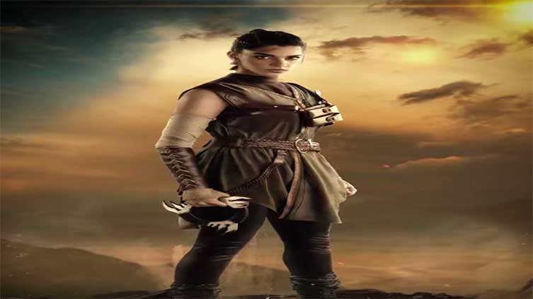 Sanam reveals warrior look for upcoming film “Umro Ayyar” 