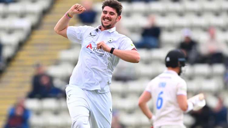 Seamer Tongue to make England debut in Ireland test