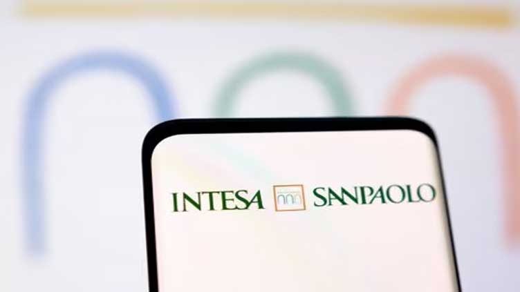 Italy's antitrust probes Intesa's client