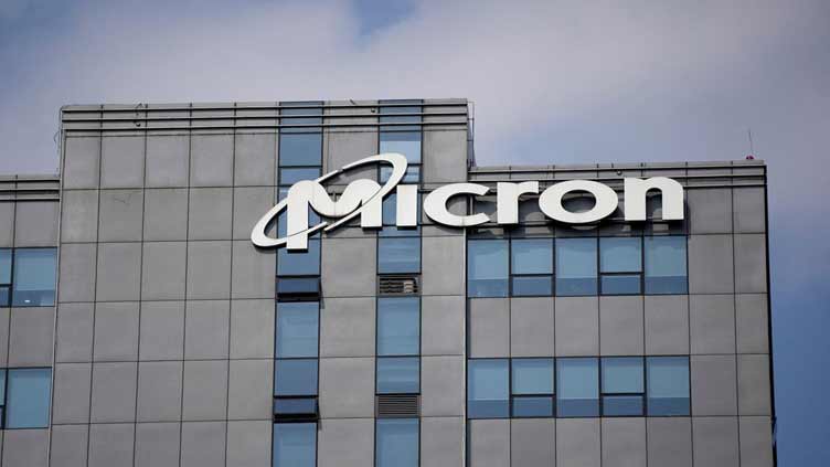 China warms to U.S. chipmaker Micron, as tensions with Washington ease