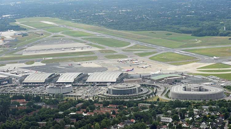 Hamburg airport closed as police deal with 'hostage situation'