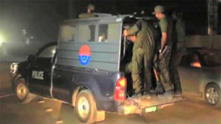 Man killed as two rival groups trade fire in Lahore
