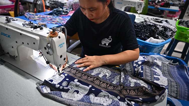Thai TikTokers make 'elephant pants'... cool?