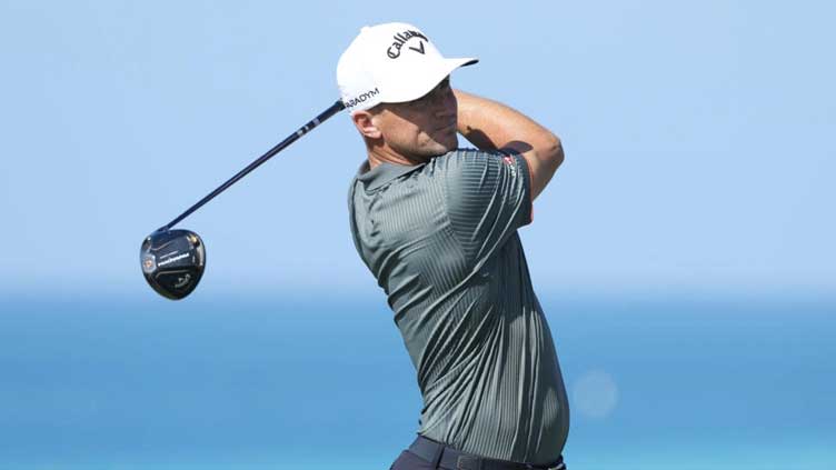 Noren grabs early Bermuda lead with 61 as Long sets record