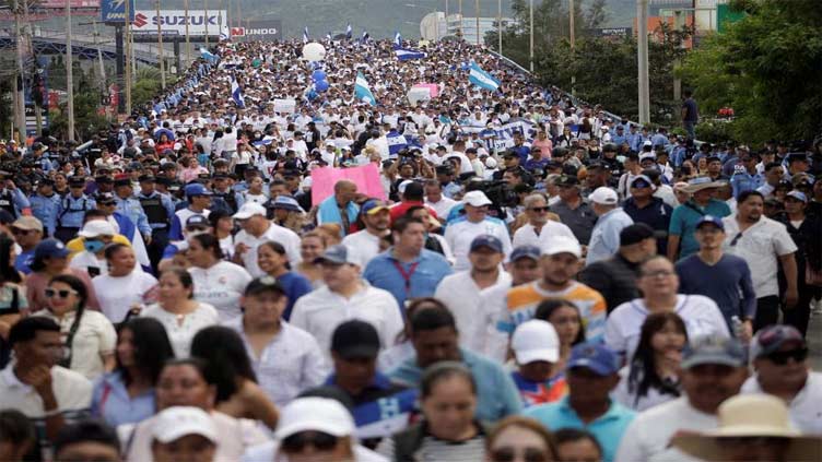 Thousands in Honduras march in anti-government protest