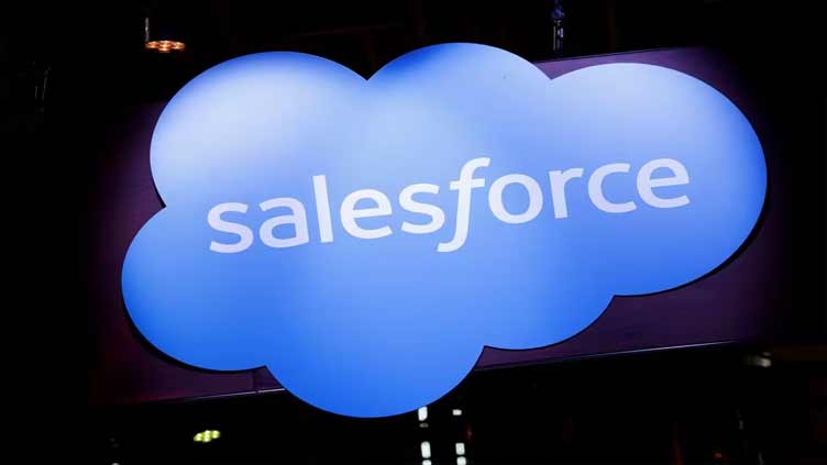 Salesforce's strong stock price wooed some investors during third quarter-filings