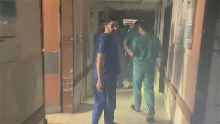 Israeli troops enter Gaza's Shifa hospital after gunbattle at gates