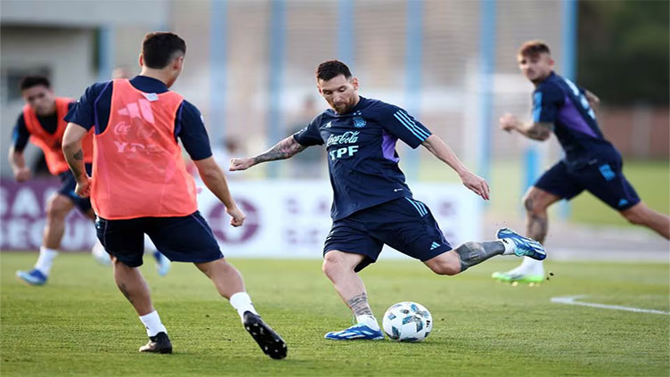 Messi fit for Argentina qualifiers, says Scaloni