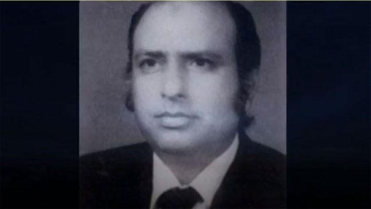 Death anniversary of film director Pervaiz Malik being observed today