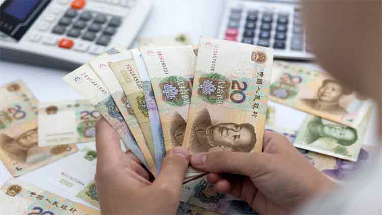 Yuan drags dollar to fresh lows, yen too grows stronger  