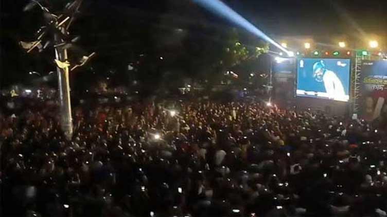 Bangladeshi students cheer as Australia triumphs over India in cricket world cup final