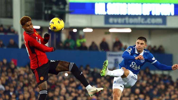 Everton fans keep up protests v Premier League at Goodison