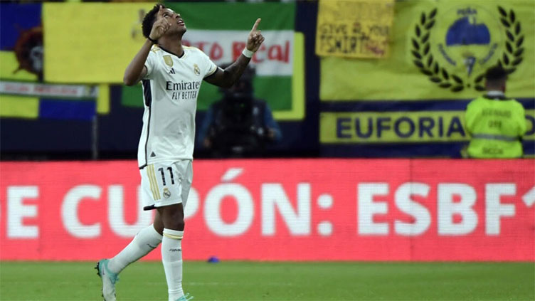 Electric Rodrygo sends Madrid top at Cadiz