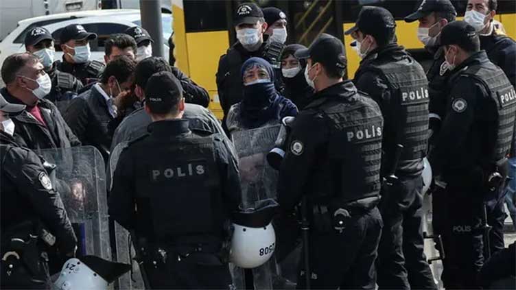 Turkey detains 98 over alleged Kurdish militant links - ministry