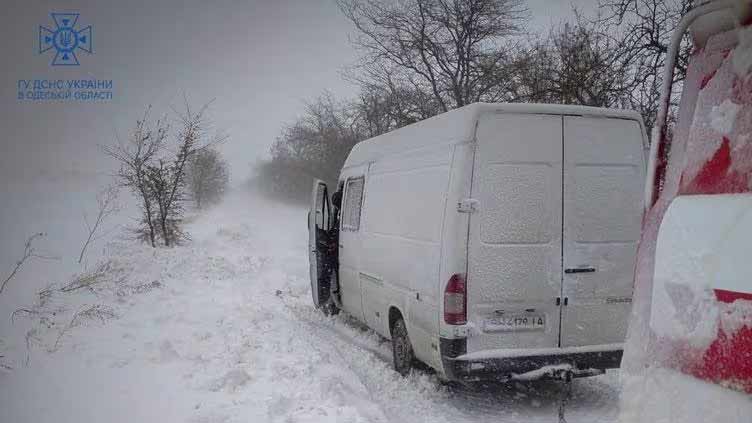 Thirteen people injured as snowstorm causes havoc in Ukraine