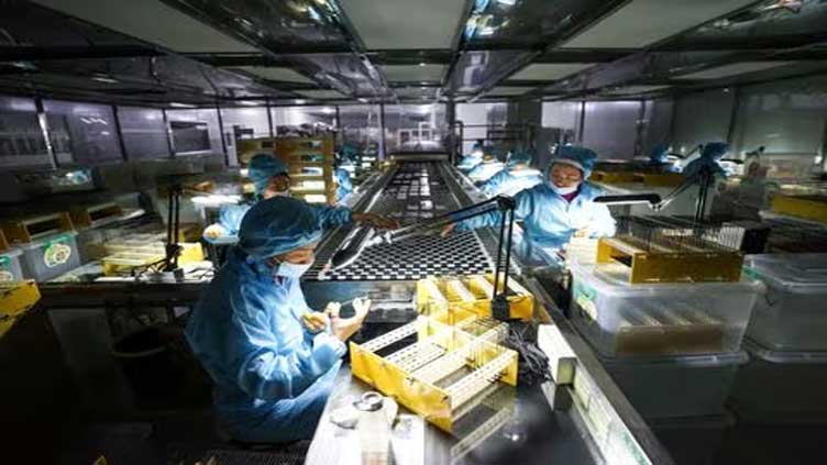 China's factories fall deeper into contraction