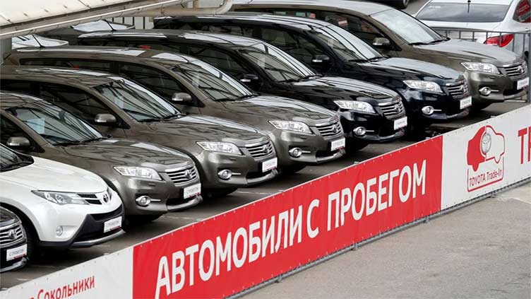Japan puts the brakes on lucrative used-car trade with Russia