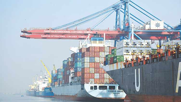 Pakistan's trade deficit narrows by 42pc in 1st quarter