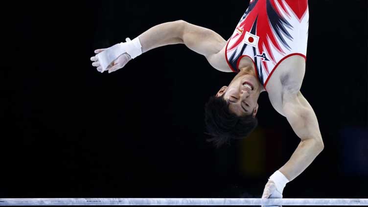 Hashimoto nails team gymnastics world title for Japan