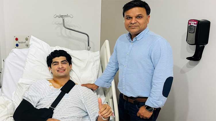 Naseem Shah recalls his late mother in post-surgery moments 