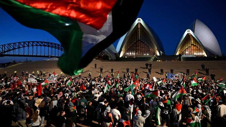 Police investigate pro-Palestinian protest at Sydney Opera House over alleged anti-Semitism