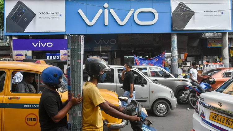 India arrest Vivo Chinese employee
