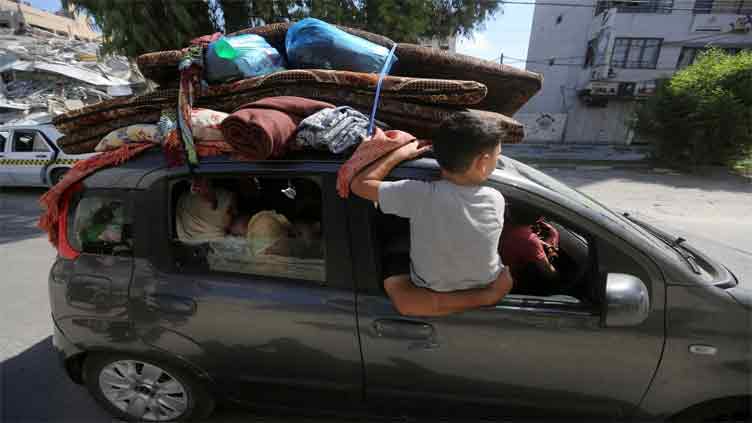 Tens of thousands Palestinians leave their homes as Gaza evacuation deadline passes